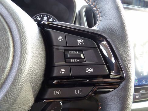 Used 2025 Subaru Forester Touring w/ Popular Package - Touring image 21