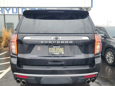 Used 2021 Chevrolet Suburban High Country image 28