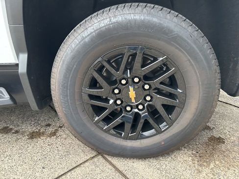 New 2024 Chevrolet Silverado EV W/T image 14