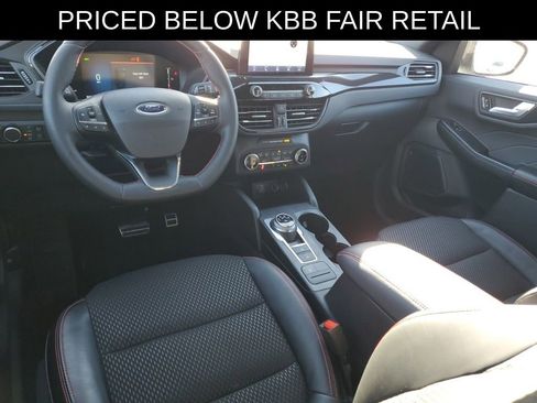 Used 2024 Ford Escape ST-Line w/ Equipment Group 301A image 7