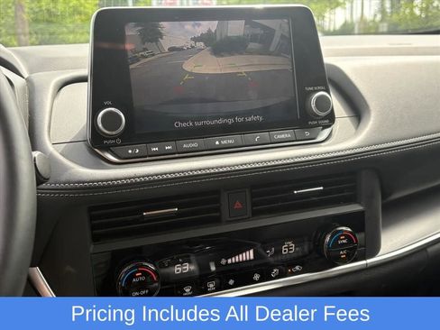 Used 2025 Nissan Rogue SV AWD/4WD image 10