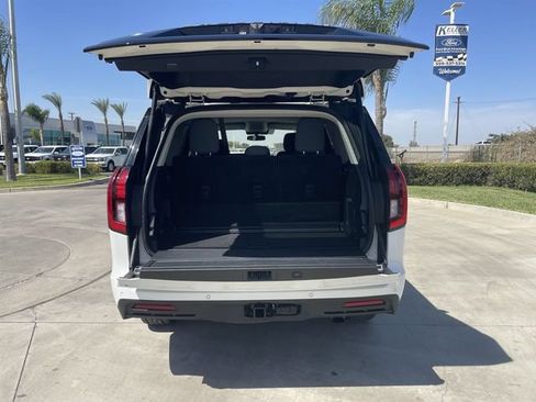 Used 2025 Ford Expedition Active RWD image 26
