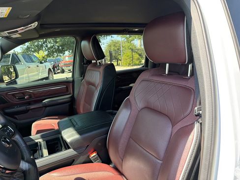 Used 2025 RAM 1500 Limited AWD/4WD image 22