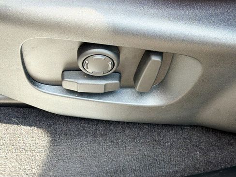 Used 2022 Land Rover Range Rover Sport HST image 25