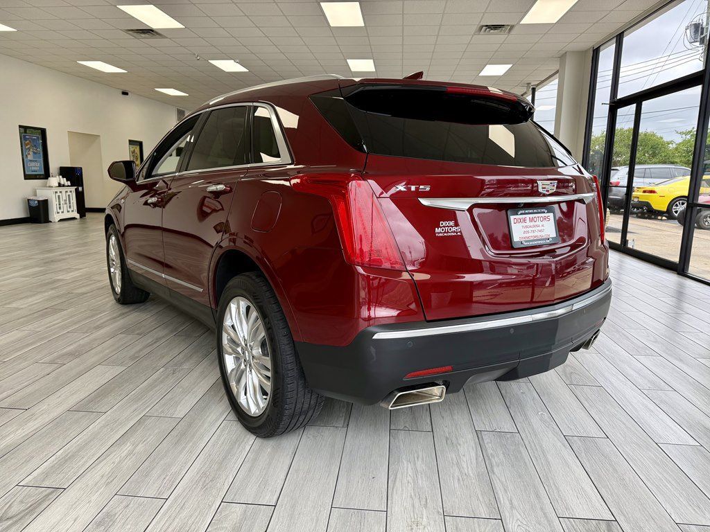 Used 2017 Cadillac XT5 Premium Luxury FWD image 7