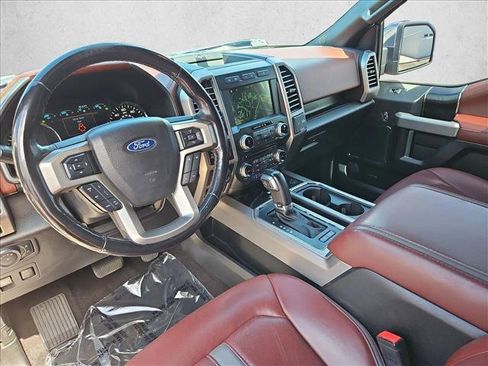 Used 2018 Ford F150 Platinum w/ Equipment Group 701A Luxury AWD/4WD image 13