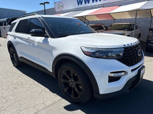Used 2022 Ford Explorer ST w/ Equipment Group 401A RWD image 7