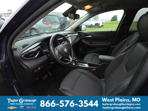 Used 2023 Buick Encore GX Preferred w/ Cold Weather Comfort Package AWD/4WD image 8