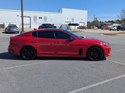 Used 2023 Kia Stinger GT2 image 4