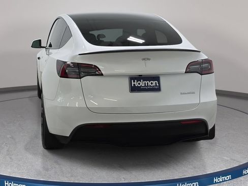 Used 2024 Tesla Model Y Performance AWD/4WD image 7