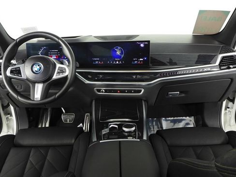 Used 2024 BMW X5 xDrive50e w/ M Sport Package AWD/4WD image 25
