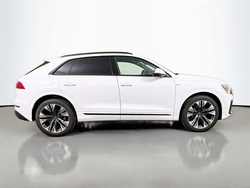 New 2026 Audi Q8 Premium Plus image 8