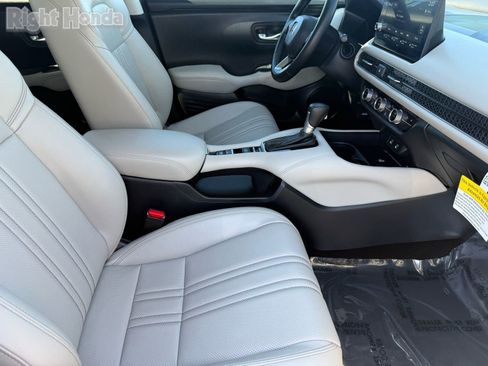 Certified 2026 Honda HR-V EX-L image 31