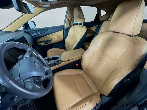 Certified 2025 Lexus NX 350 AWD w/ Accessory Package (2T) image 22
