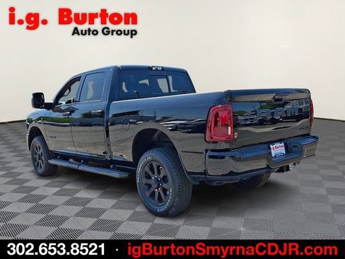 New 2026 RAM 2500 Big Horn AWD/4WD image 3