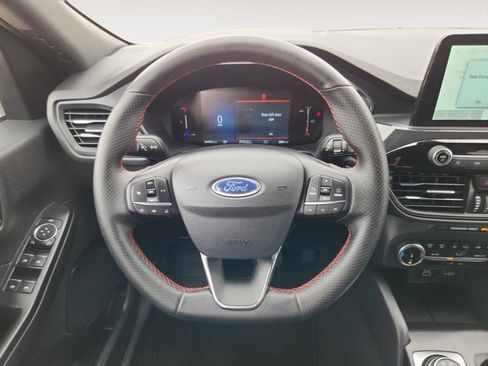Used 2025 Ford Escape ST-Line image 12