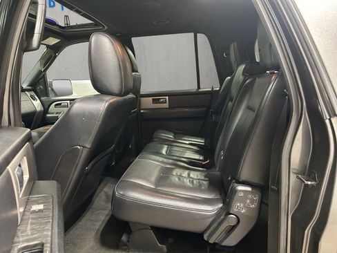 Used 2017 Ford Expedition EL Limited w/ Equipment Group 301A AWD/4WD image 22