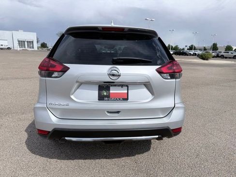 Used 2020 Nissan Rogue S FWD image 7