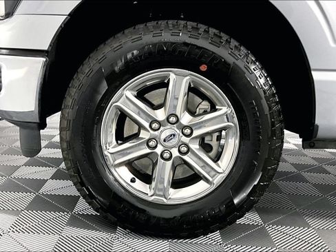 Used 2025 Ford F150 Lariat w/ FX4 Off-Road Package AWD/4WD image 8