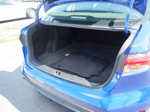 Used 2020 Toyota Corolla SE w/ Carpet Mat Package (TMS) FWD image 18