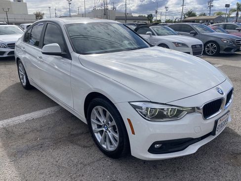 Used 2018 BMW 320i Sedan w/ Convenience Package RWD image 7