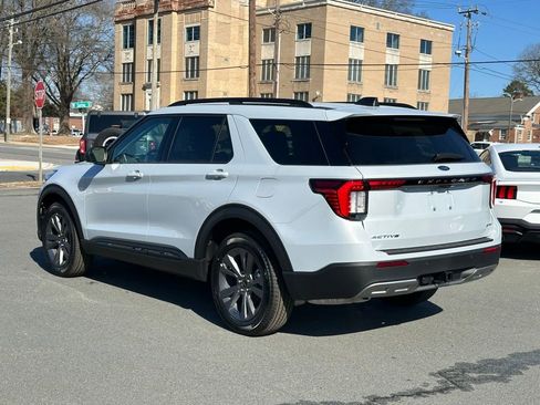 New 2026 Ford Explorer Active w/ Active Comfort Package image 6