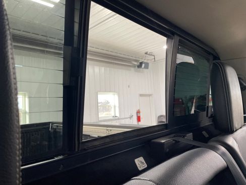 Used 2016 Nissan Titan PRO-4X image 22