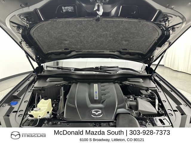 Certified 2025 MAZDA CX-70 Plug-In Hybrid w/ Premium Pkg AWD/4WD image 25