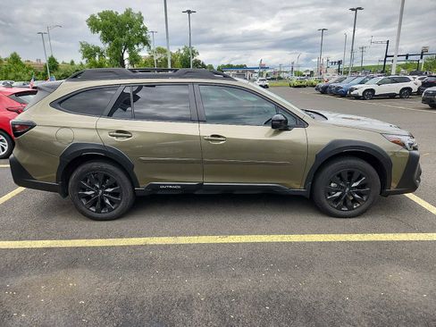 Used 2023 Subaru Outback Onyx Edition AWD/4WD image 7