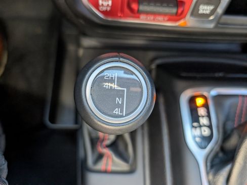 Used 2020 Jeep Wrangler Unlimited Rubicon image 25