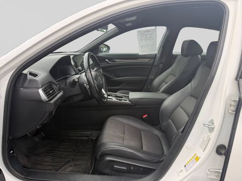 Used 2021 Honda Accord Sport image 14