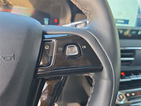 New 2026 Lincoln Corsair Reserve FWD image 19