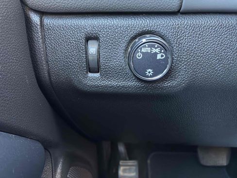 Used 2017 Chevrolet Colorado W/T w/ WT Convenience Package image 17