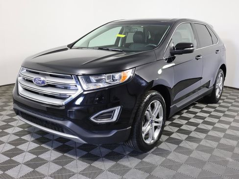 Used 2018 Ford Edge Titanium image 1