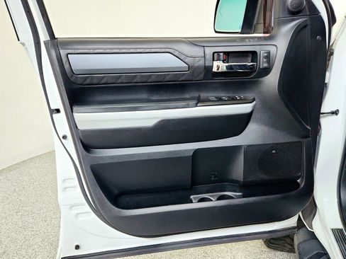 Used 2021 Toyota Tundra Platinum image 17