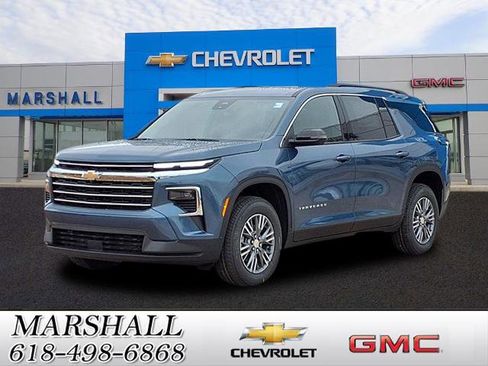 New 2026 Chevrolet Traverse LT w/ Driver Confidence Package image 1