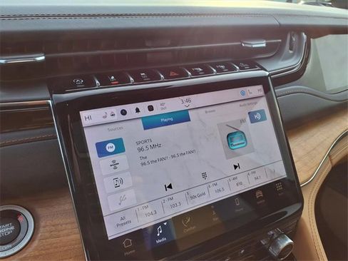 Used 2023 Jeep Grand Cherokee Summit image 65