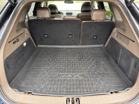 Used 2017 Lincoln MKX Reserve w/ Driver Assistance Package image 24