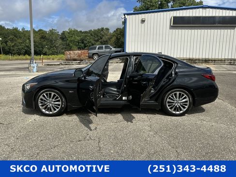 Used 2018 INFINITI Q50 Luxe w/ Essential Package (3.0T Luxe) image 30