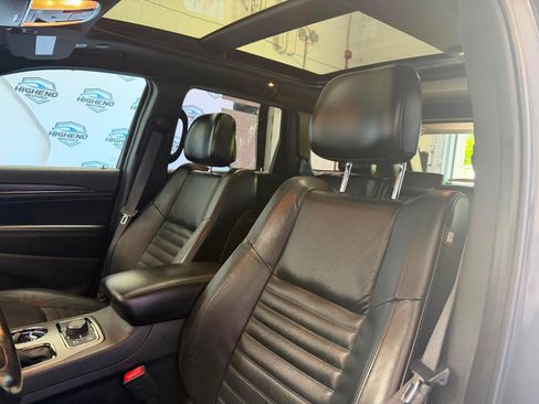 Used 2020 Jeep Grand Cherokee Limited X AWD/4WD image 17