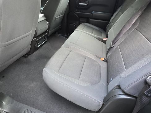 Used 2020 Chevrolet Silverado 1500 LT AWD/4WD image 8