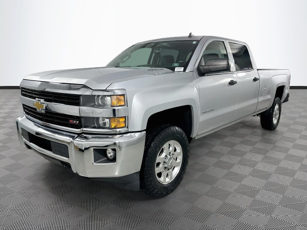 Used 2015 Chevrolet Silverado 2500 LT w/ Z71 Package, Off-Road AWD/4WD image 3