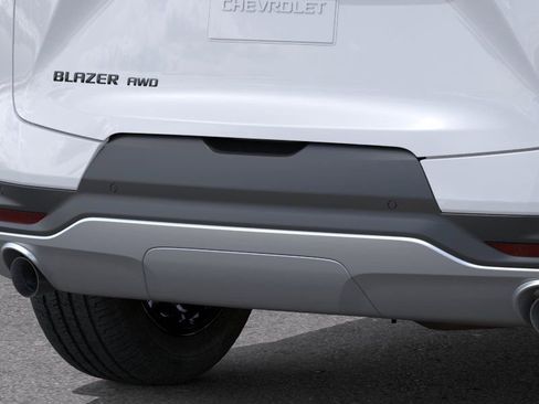 New 2026 Chevrolet Blazer LT w/ LPO, Black Sport Package AWD/4WD image 14