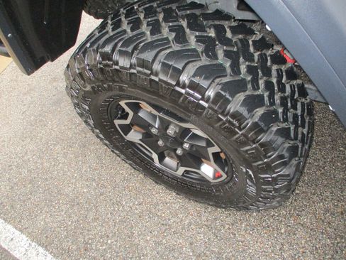 Used 2022 Jeep Gladiator Rubicon w/ LED Lighting Group image 21