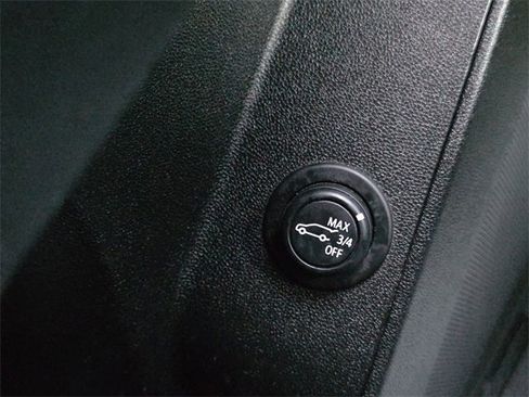 Used 2019 Chevrolet Equinox LT image 31