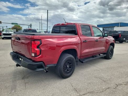 Used 2024 Chevrolet Colorado W/T image 4