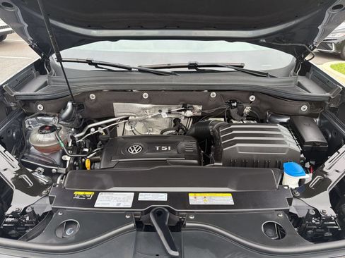 Used 2023 Volkswagen Atlas SE AWD/4WD image 28