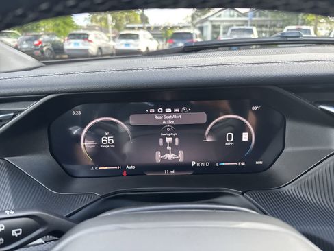 New 2026 Jeep Cherokee Overland AWD/4WD image 12