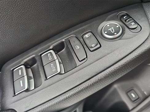 Used 2019 Honda Accord EX-L image 31