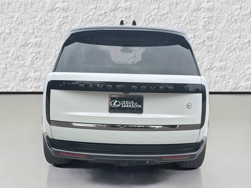 Used 2023 Land Rover Range Rover SV AWD/4WD image 4